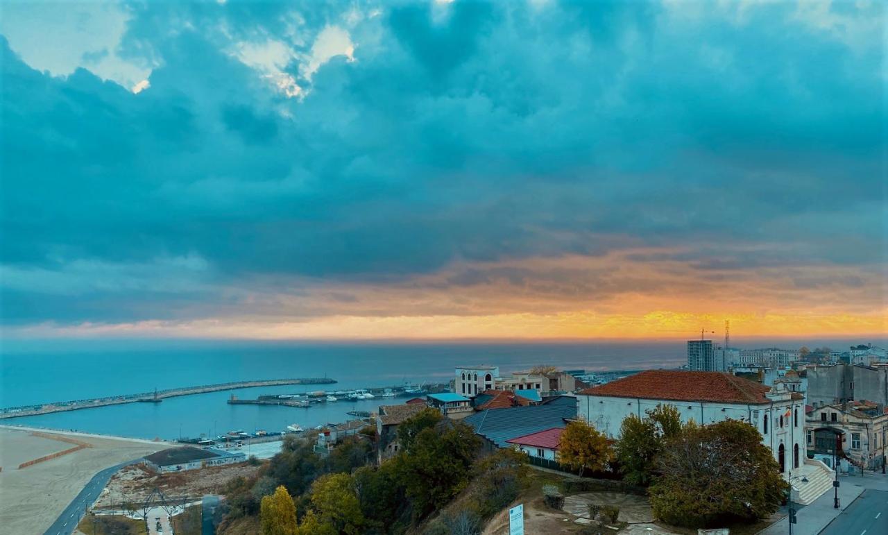 Maritimo Aparthotel Constanţa Exteriör bild